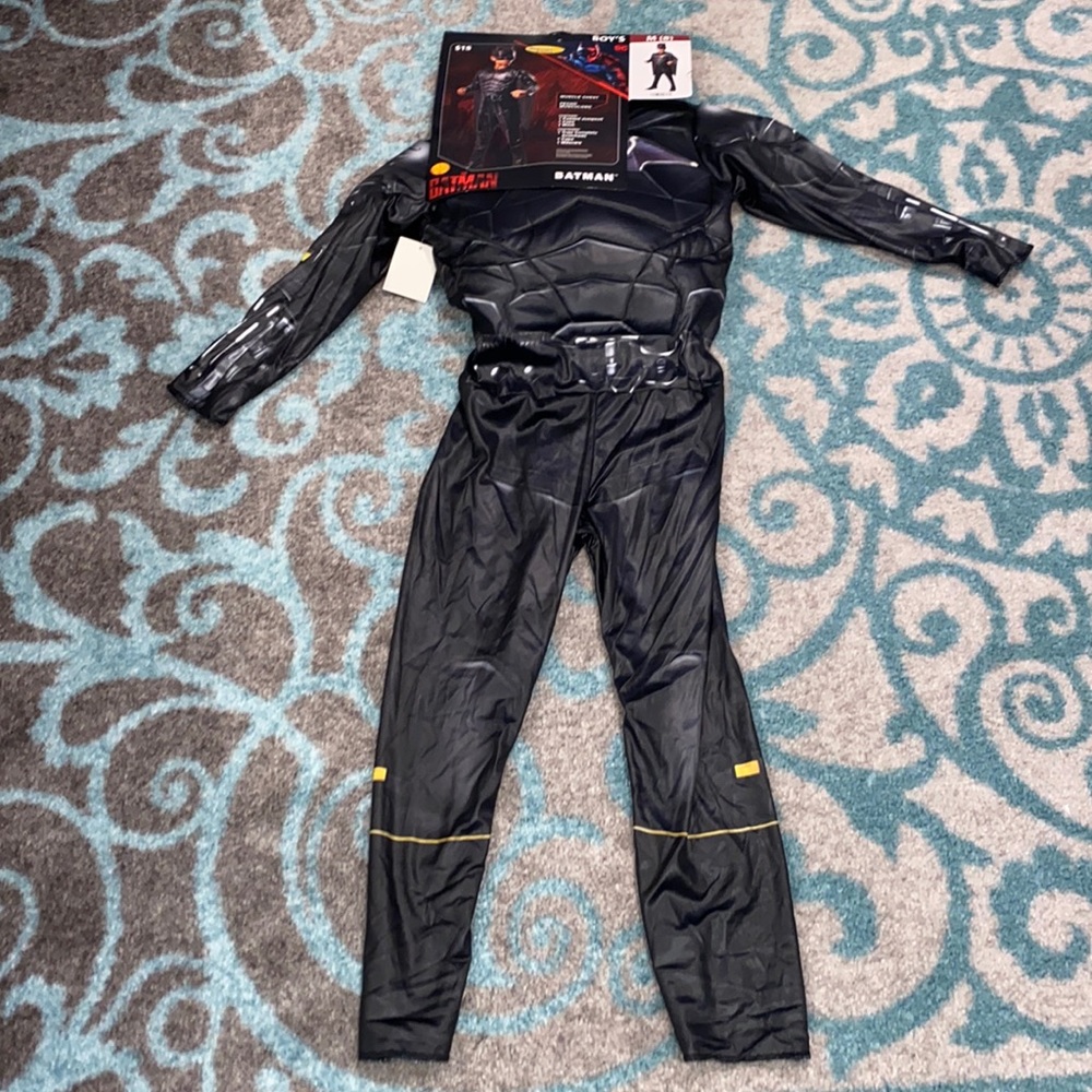 NWT Boy’s Batman 3 piece costume